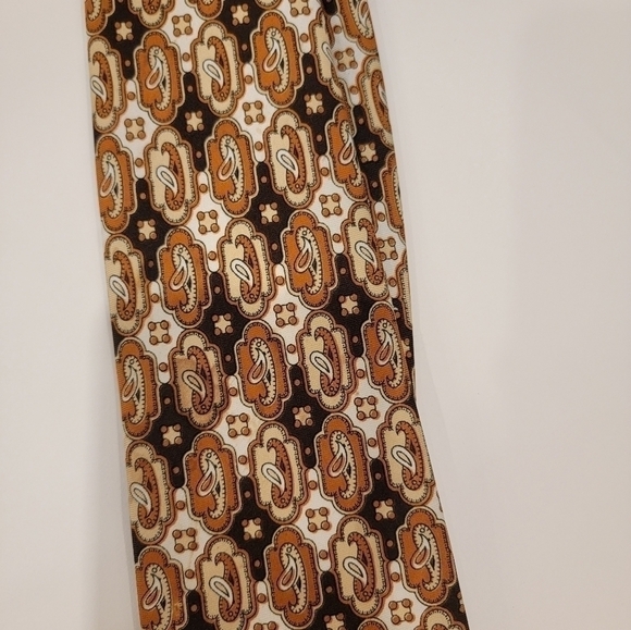 Vintage Imperial 70's Paisley Neck Tie - Picture 3 of 4
